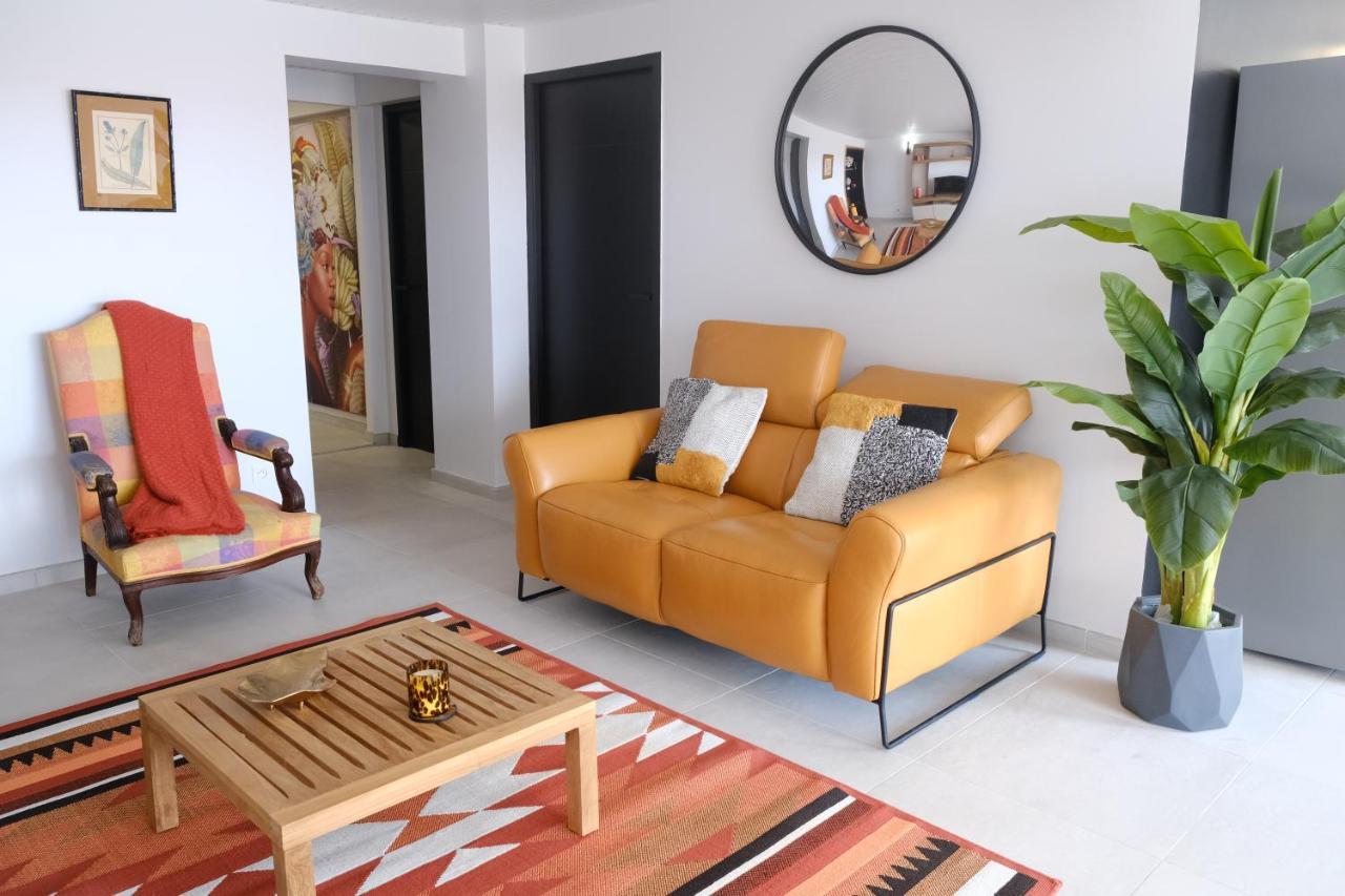 Ebene Apartment Сен-Лу Екстериор снимка